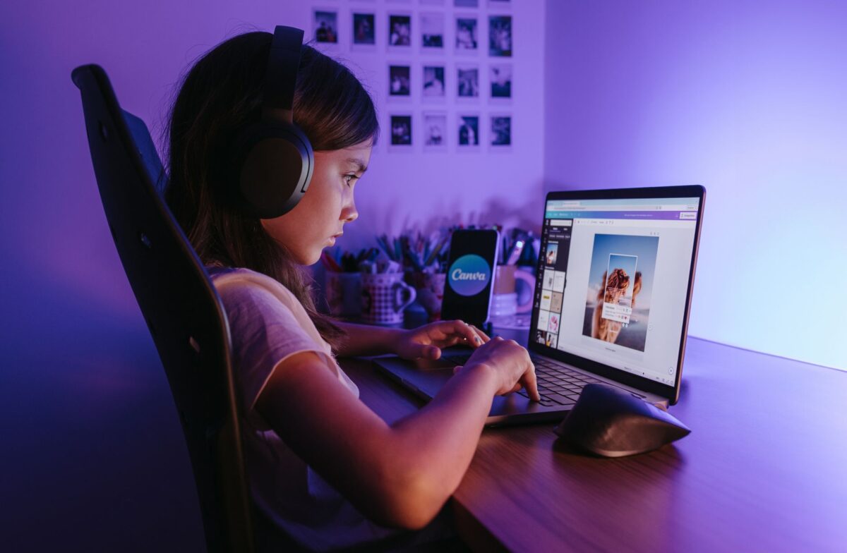 test razer barracuda base station chroma